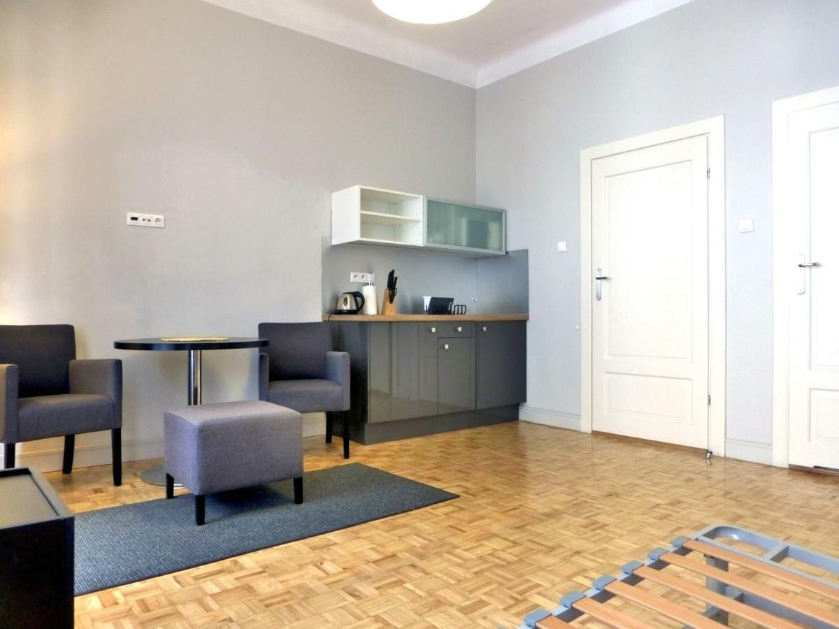 7 Rooms Mtp Πόζναν Εξωτερικό φωτογραφία
